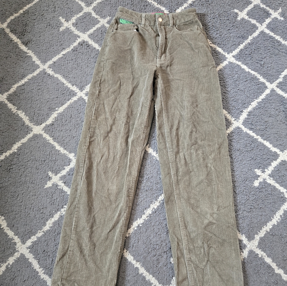Empyre Tori Green Khaki Corduroy Skate Pants Size 0 - Picture 4 of 13